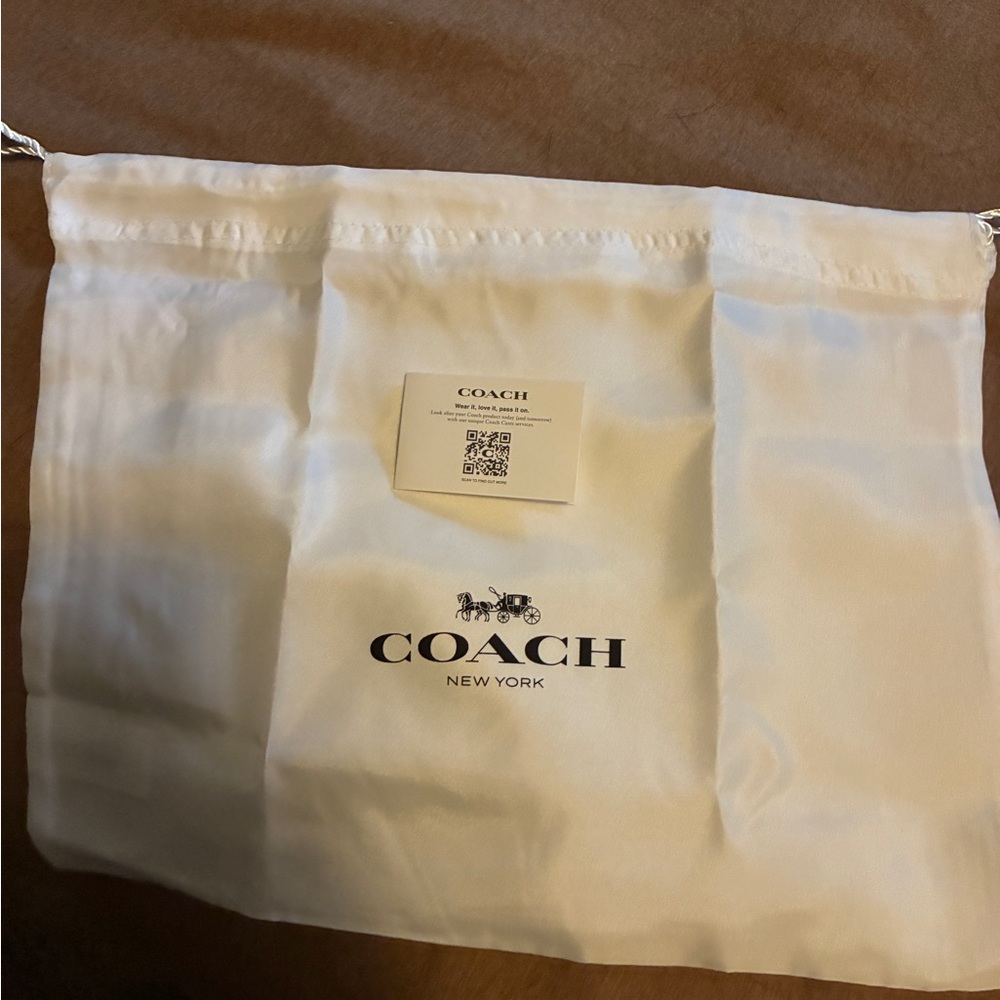 Coach Dinky 1974 - Honey Brown | Tan Leather Shoulder Bag with Gold Hardware - Picture 10 of 10